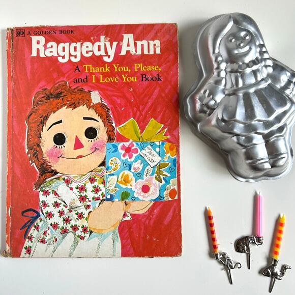 Raggedy Ann Vintage Birthday Bundle Wilton Cake Pan Book Candle Holders - Picture 1 of 9
